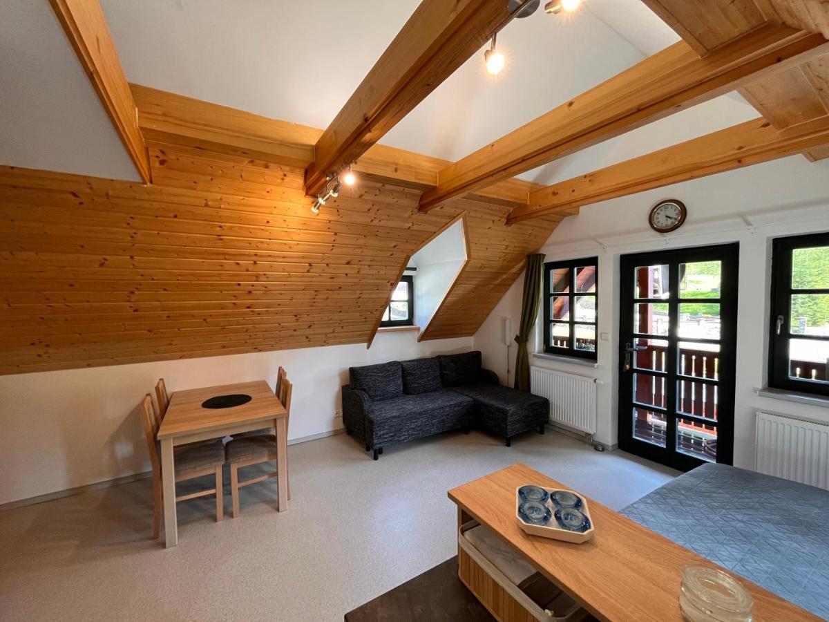 Hofberg Apartman Nové Hamry Exterior foto